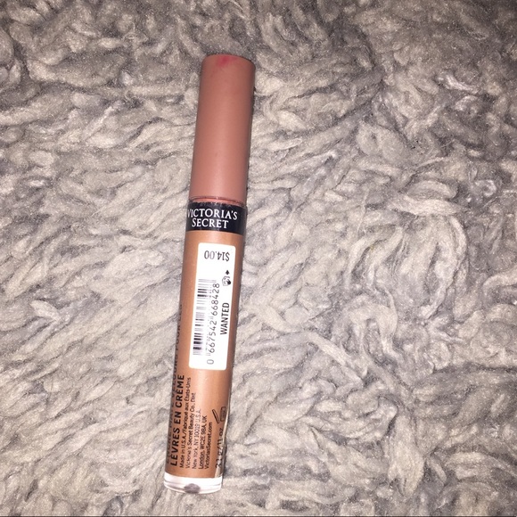 Lipstick - Picture 2 of 3